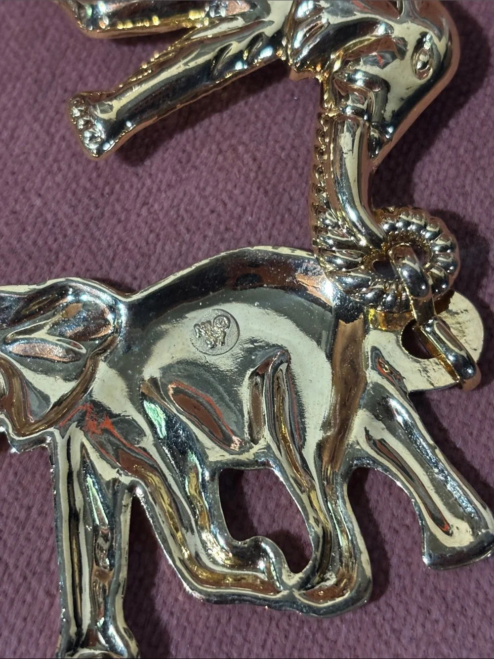 Vintage gold tone metal elephant link belt women’s 42” statement chain belt